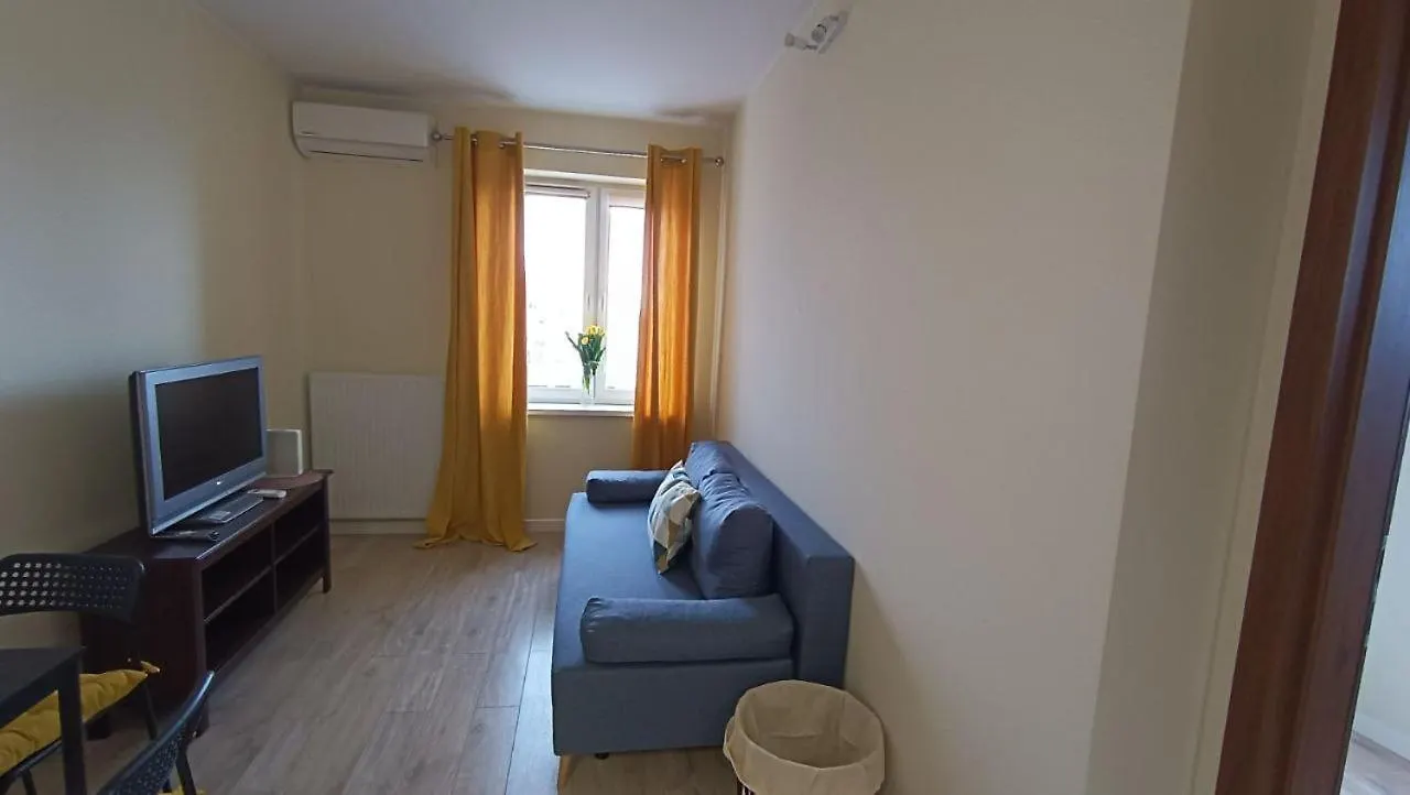 Apartament Cichy Apartament Z Klimatyzacja I Tarasem Warszawa 0*,  Polska